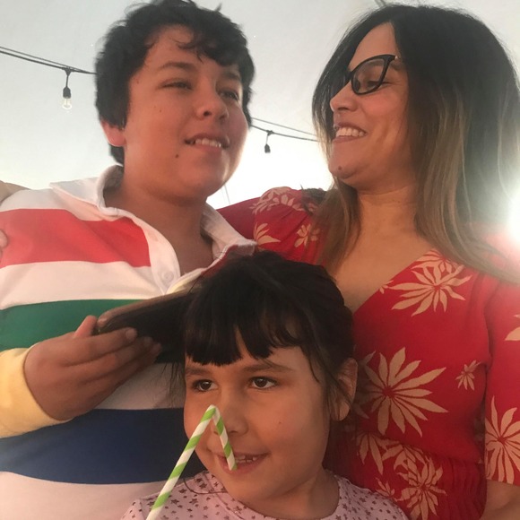 Meet your Posher, Daniela - Picture 1 of 1